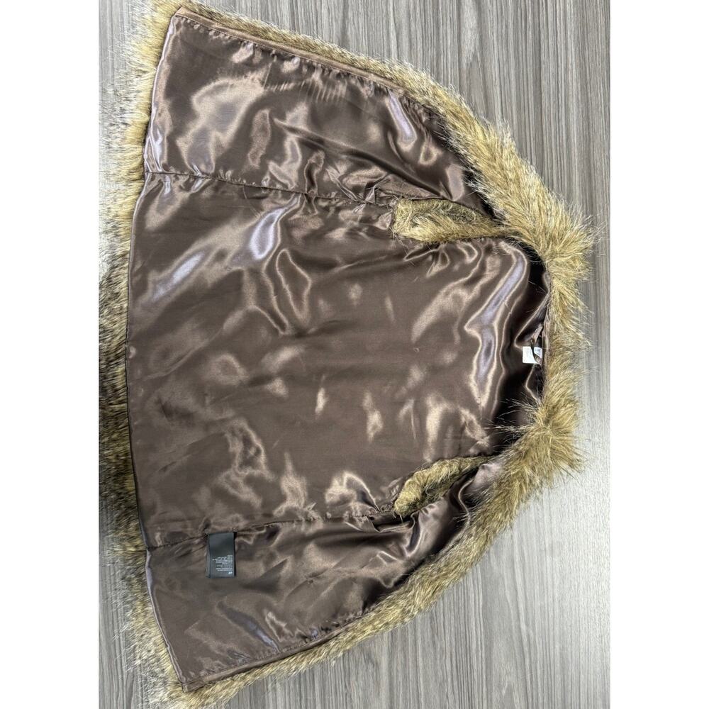 DIVIDED by H&M Lined Fur Vest Boho,Discreet Pockets Hook & Clasp- Sz 4 (M) - Picture 4 of 8